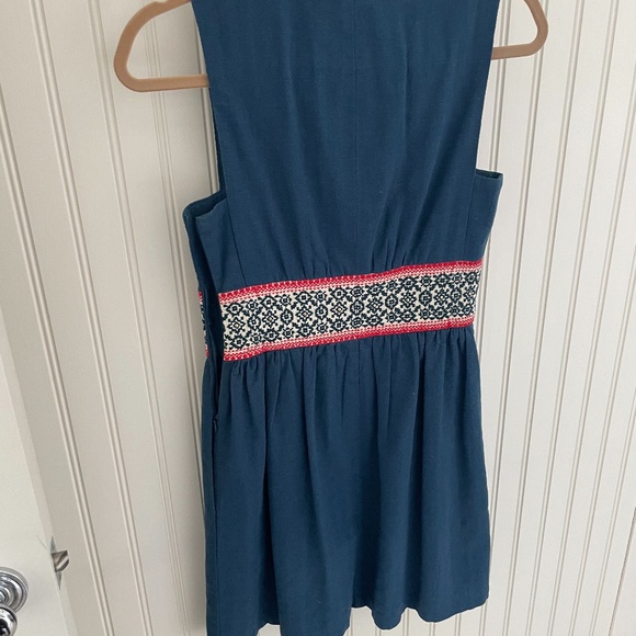 Lauren Moffet Embroidered Dress - Size 0 - Picture 6 of 6
